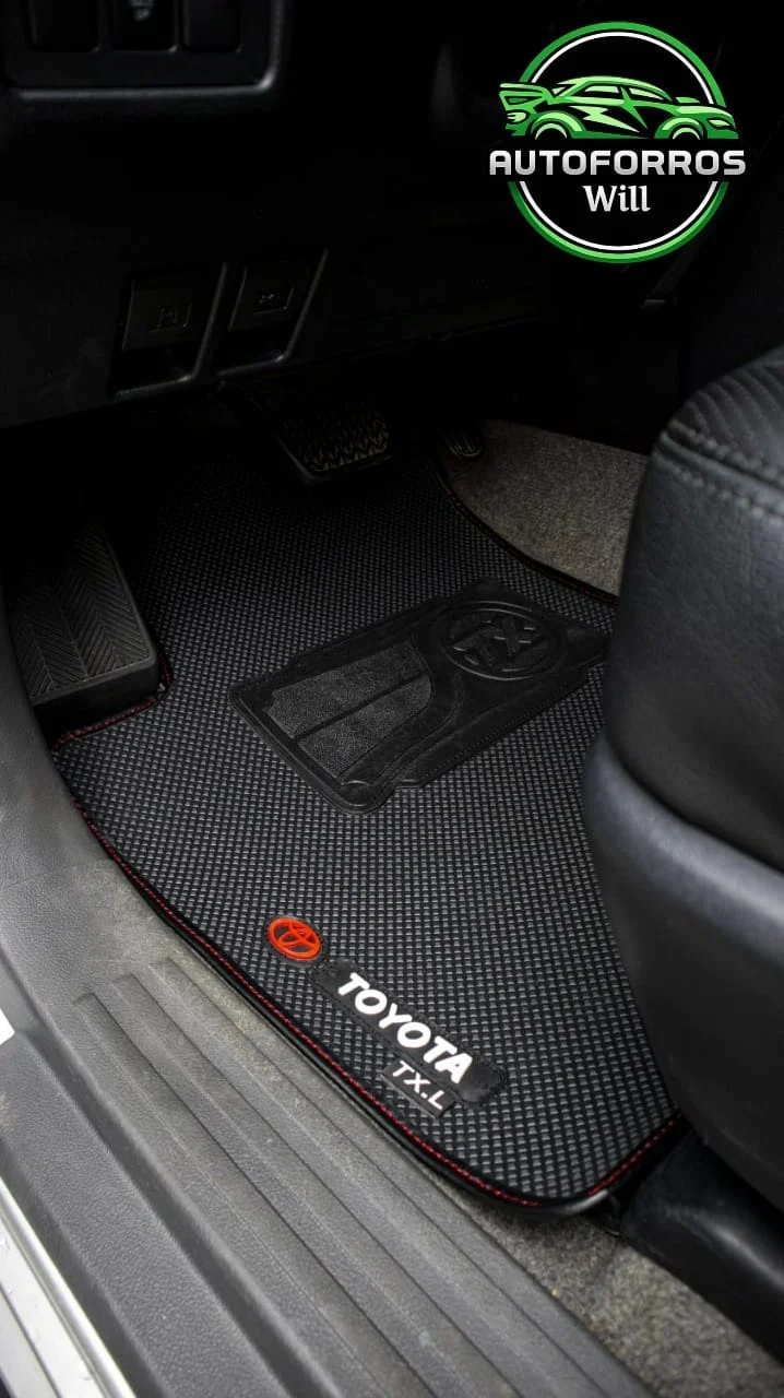 Tapetes personalizados Toyota TX-L